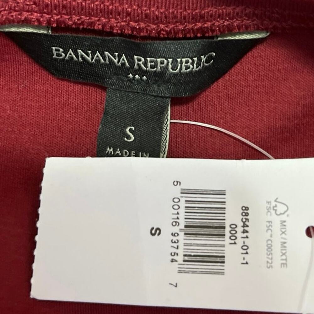 NEW Banana Republic Women's Maroon Red Sleeveless Shirt Vest Tank Top Size S - Picture 3 of 4